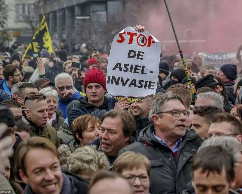 bruxelles   i cortei dell'estrema destra contro il global compact 6