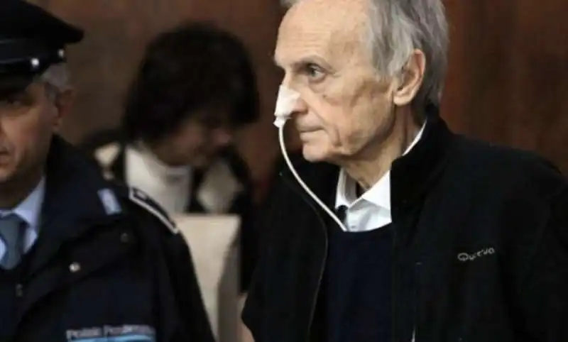 calisto tanzi malato in tribunale 2