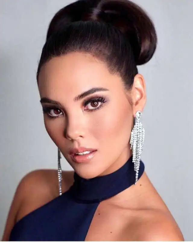 catriona gray 8