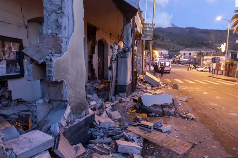 etna terremoto