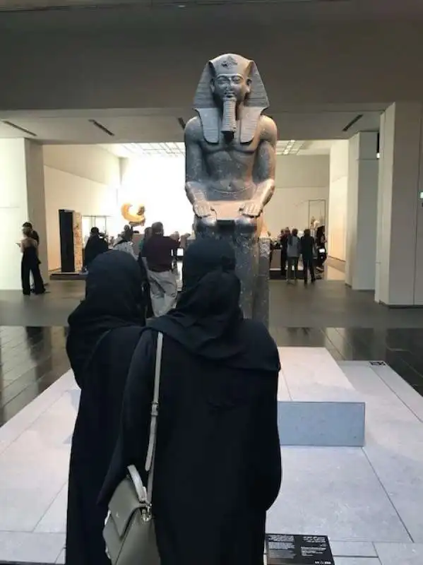 IL LOUVRE DI ABU DHABI