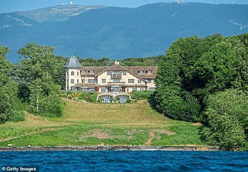 LO CHATEAU DI SCHUMACHER A GLAND IN SVIZZERA