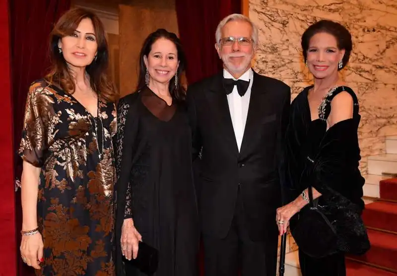 mariapia ruspoli l ambasciatore del brasile presso la santa sede luis felipe mendoca con la moglie ruth e marisela federici