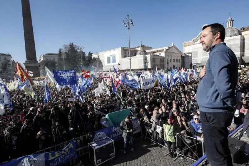 matteo salvini a piazza del popolo  1