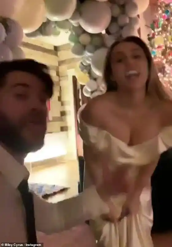 Miley Cyrus, ballo di nozze