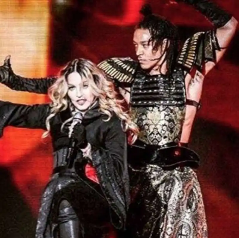 ahlamalik williams e madonna 3