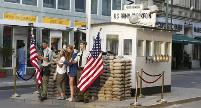 checkpoint charlie