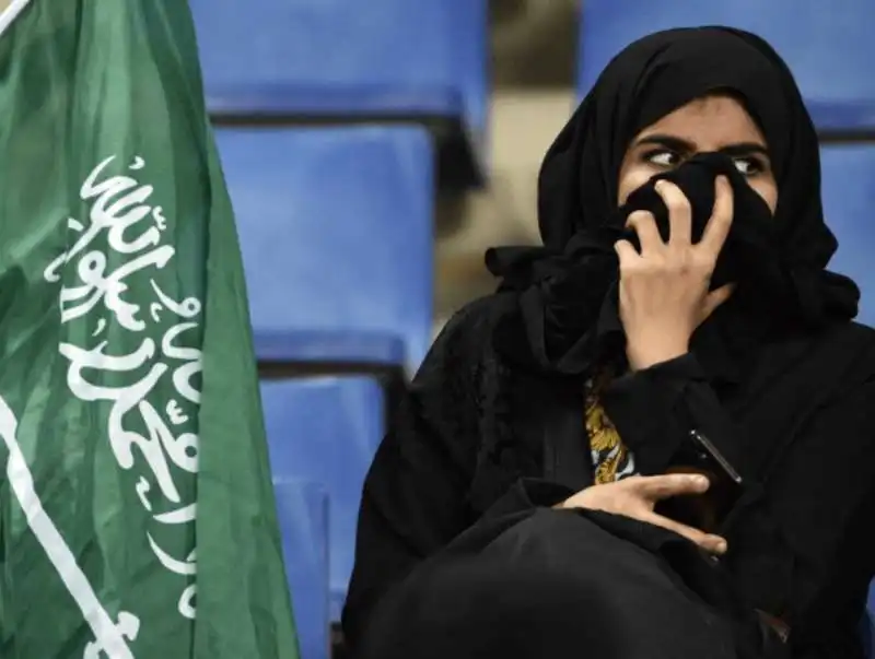 donne arabia saudita. 