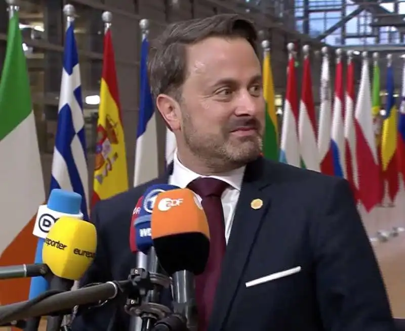 GIUSEPPE CONTE INTERROMPE L INTERVISTA AL PREMIER DEL LUSSEMBURGO XAVIER BETTEL