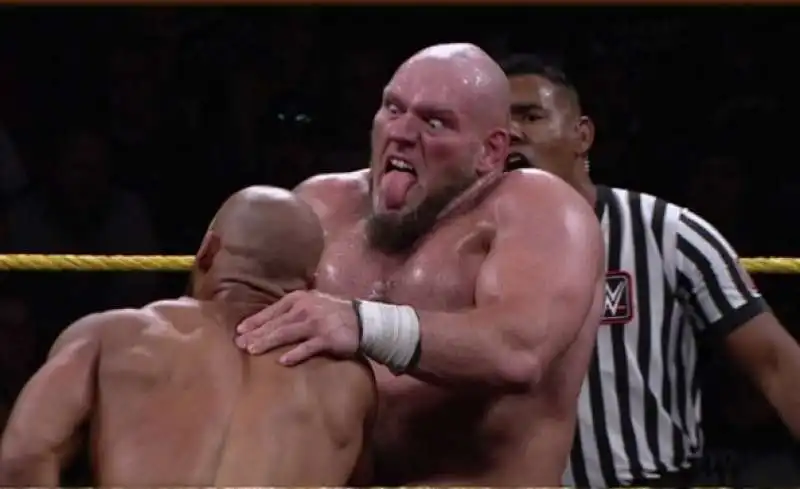 lars sullivan 5