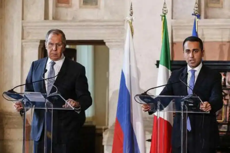 LUIGI DI MAIO SERGEY LAVROV