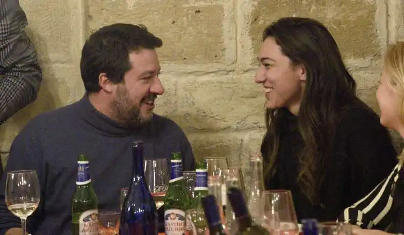 matteo salvini con la fidanzata francesca verdini in un ristorante di bari 1