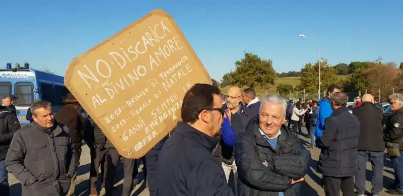 renato brunetta  incatenato