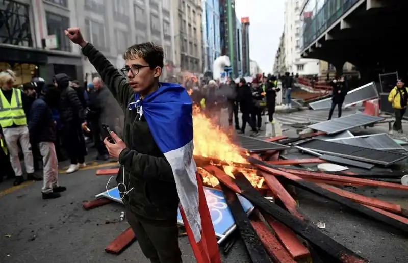 sciopero in francia durante le festivita' natalizie 16