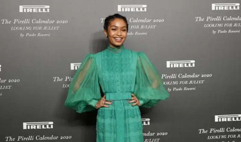 yara shahidi   presentazione calendario pirelli 2020 a verona