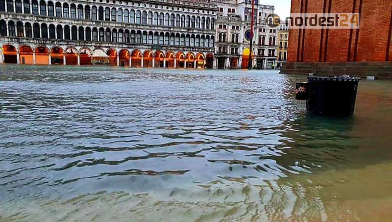 acqua alta a venezia 3