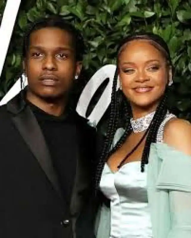 asap rocky e rihanna 12