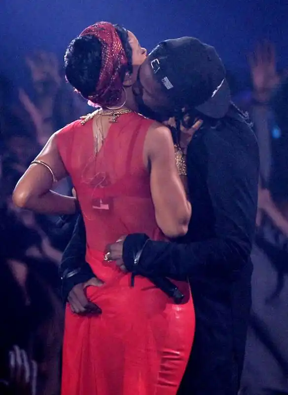 asap rocky e rihanna 14