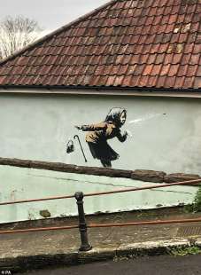 banksy aachoo bristol