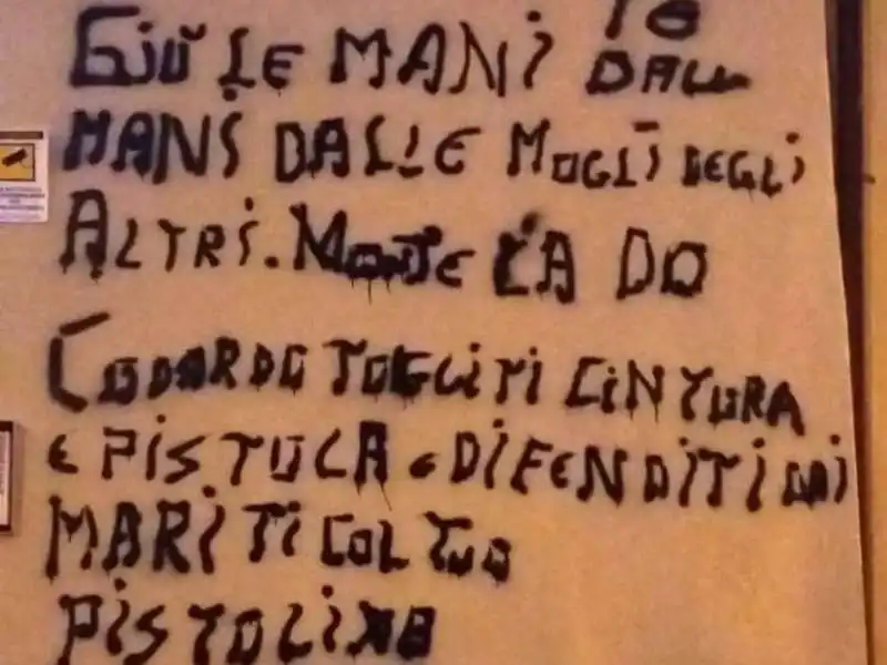 BELLANO - SCRITTE CONTRO IL MARESCIALLO DEI CARABINIERI  