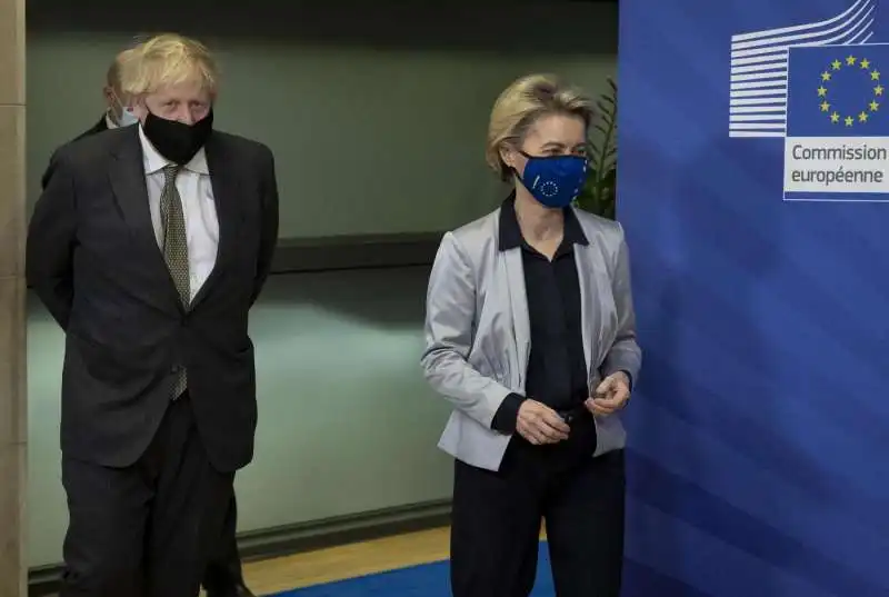 BORIS JOHNSON URSULA VON DER LEYEN