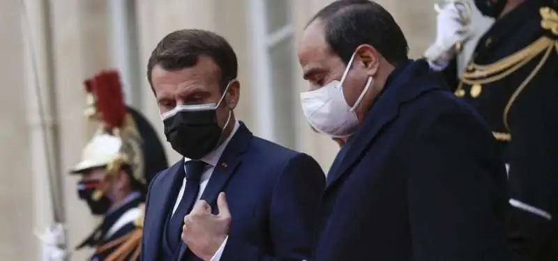  emmanuel macron riceve al sisi all eliseo 3