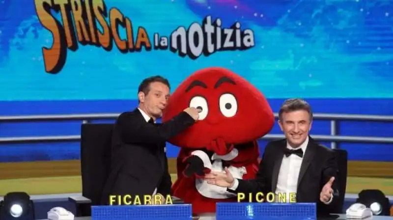 ficarra e picone a striscia la notizia 2