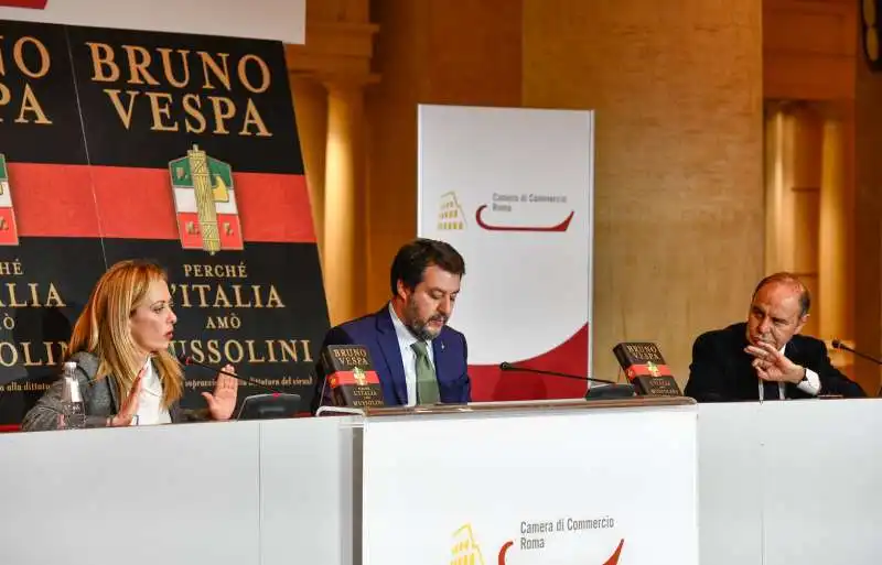 giorgia meloni  matteo salvini e bruno vespa  foto di bacco