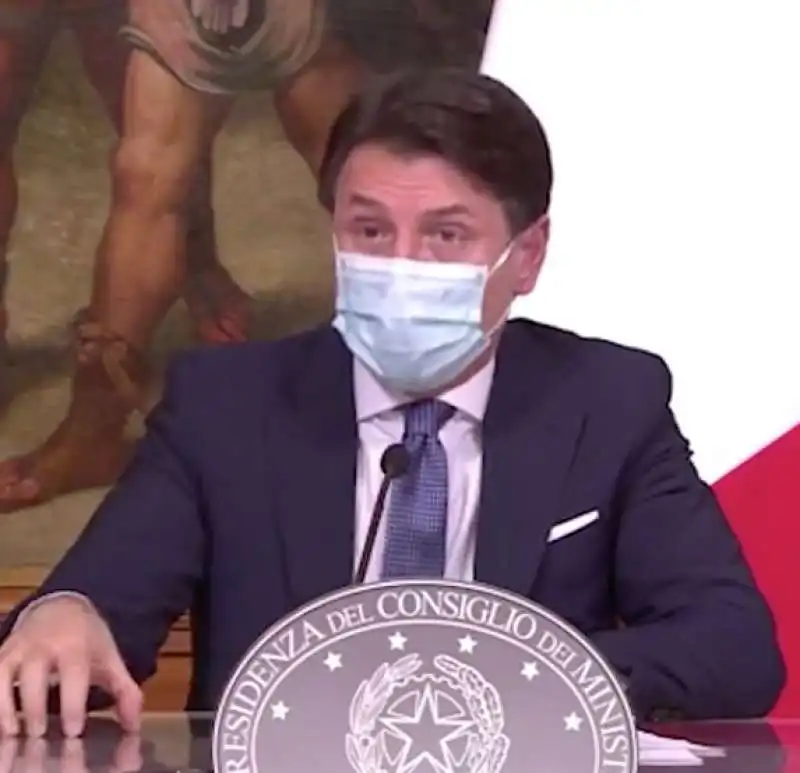 GIUSEPPE CONTE CONFERENZA STAMPA