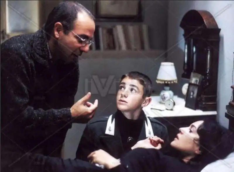 giuseppe tornatore, giuseppe sulfaro e monica bellucci sul set di malena 