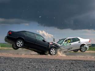 incidente fra macchine