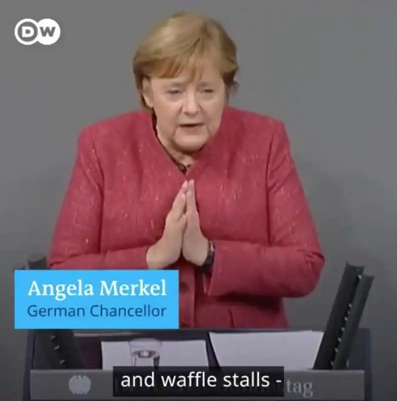 l appello di angela merkel ai tedeschi per il natale  1