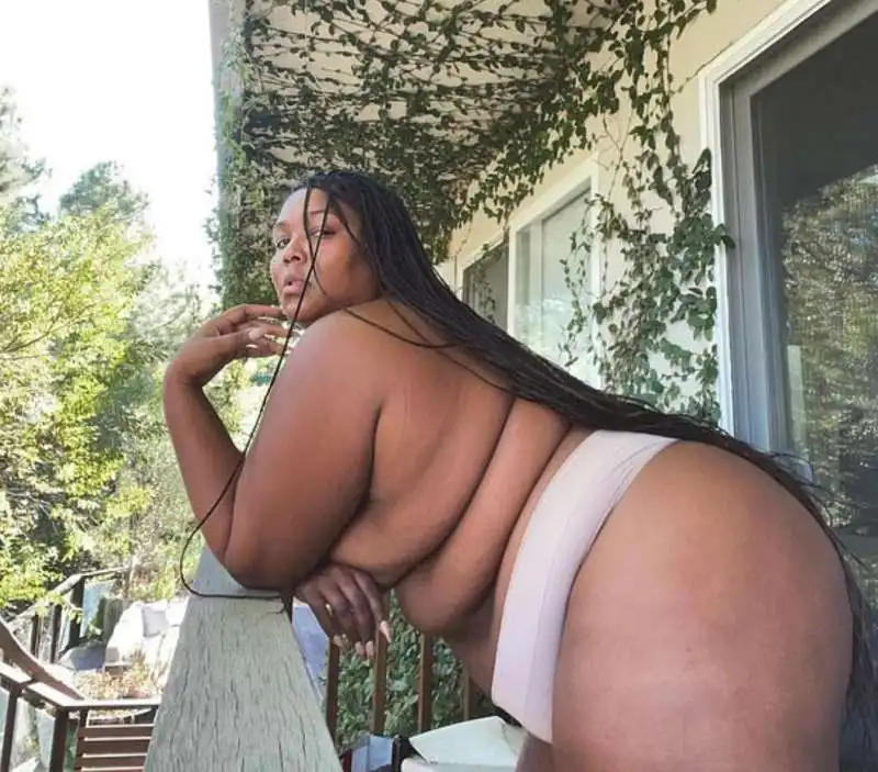 lizzo 2