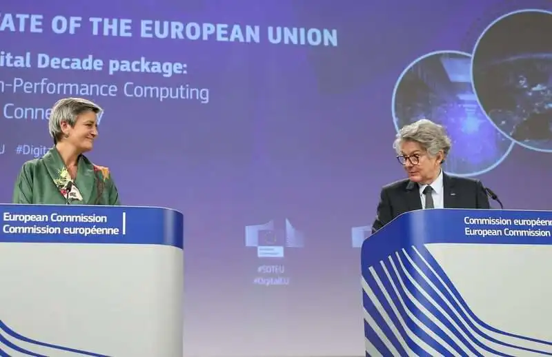 Margrethe Vestager e Thierry Breton