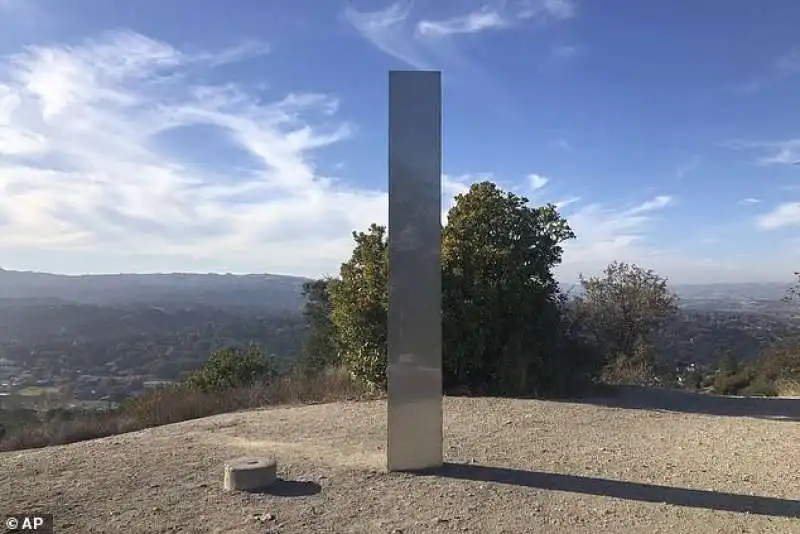 monolite atascadero in california