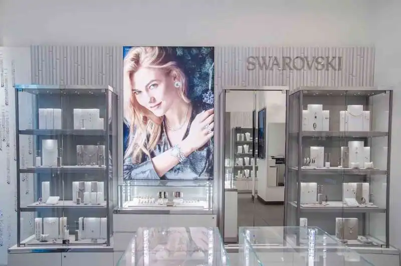 swarovski  4