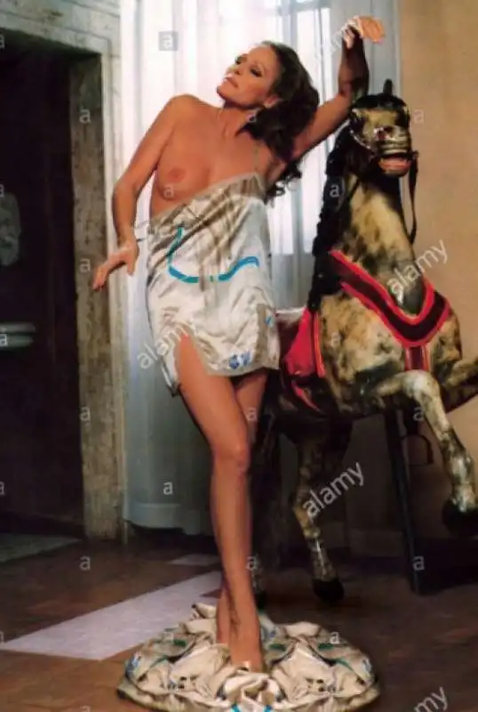 ursula andress   letti selvaggi 1