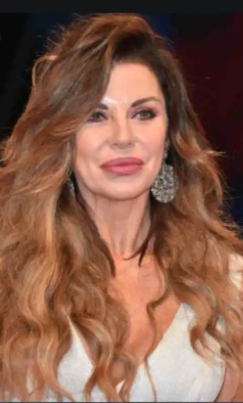 alba parietti