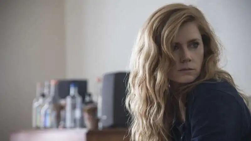 amy adams   sharp objects 