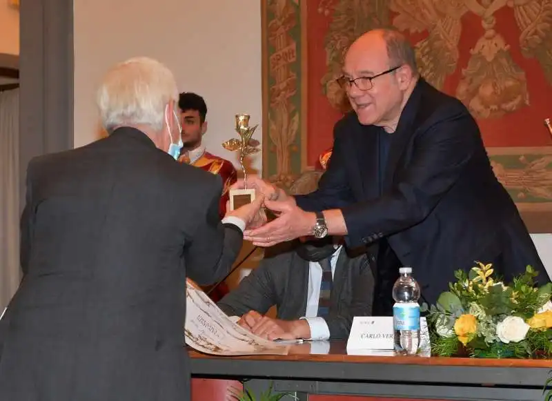 carlo verdone consegna il premio simpatia a massimo gualdi  foto di bacco