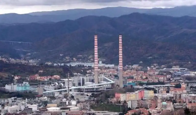 centrale a carbone enel la spezia  2