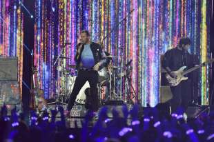 coldplay x factor 2021 finale 2