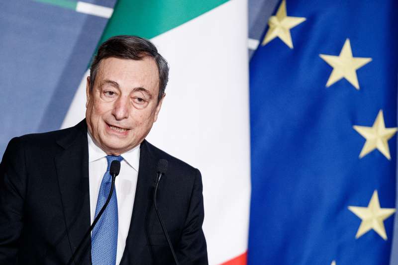 conferenza stampa di fine anno di mario draghi 6