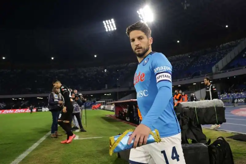 dries mertens in napoli spezia 2