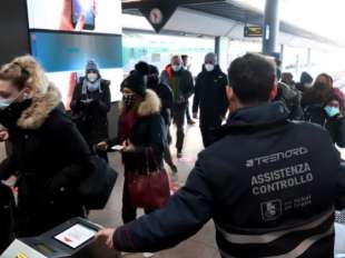 due ragazze violentate sul treno 5