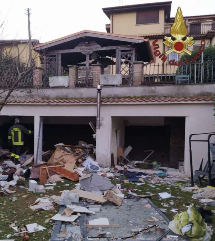 ESPLOSIONE IN UNA PALAZZINA A ROCCA DI PAPA