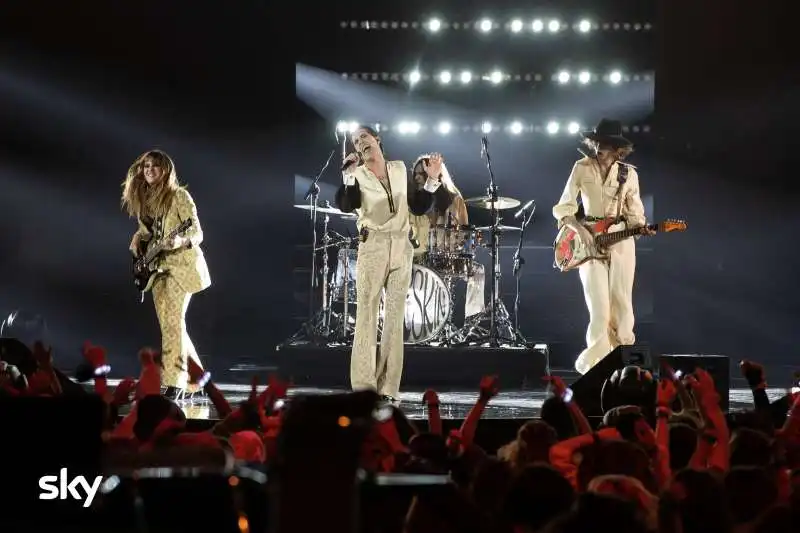 i maneskin alla finale di x factor ph julehering 19