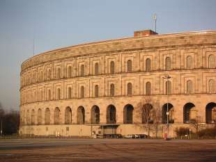 il kongresshalle colosseo nazista di norimberga 7