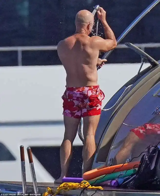 jeff bezos a st. barts 2