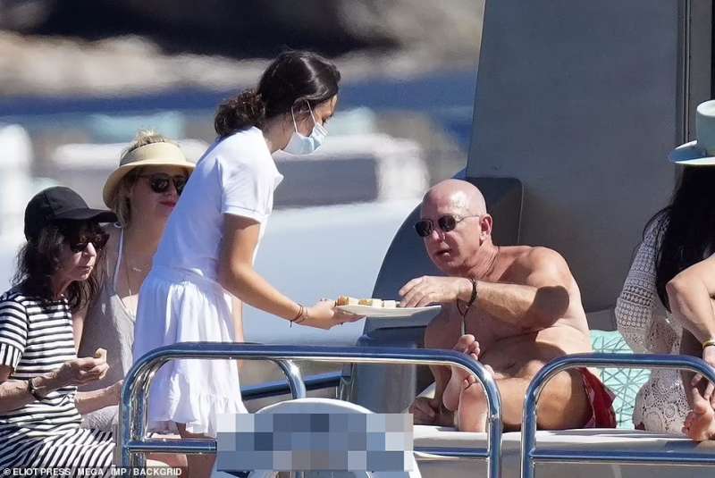 jeff bezos e laura sanchez a st. barts 12